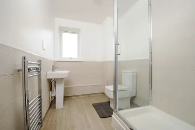 4 Bed & 2 Bath - Student Accommodation - Thumbnail 2